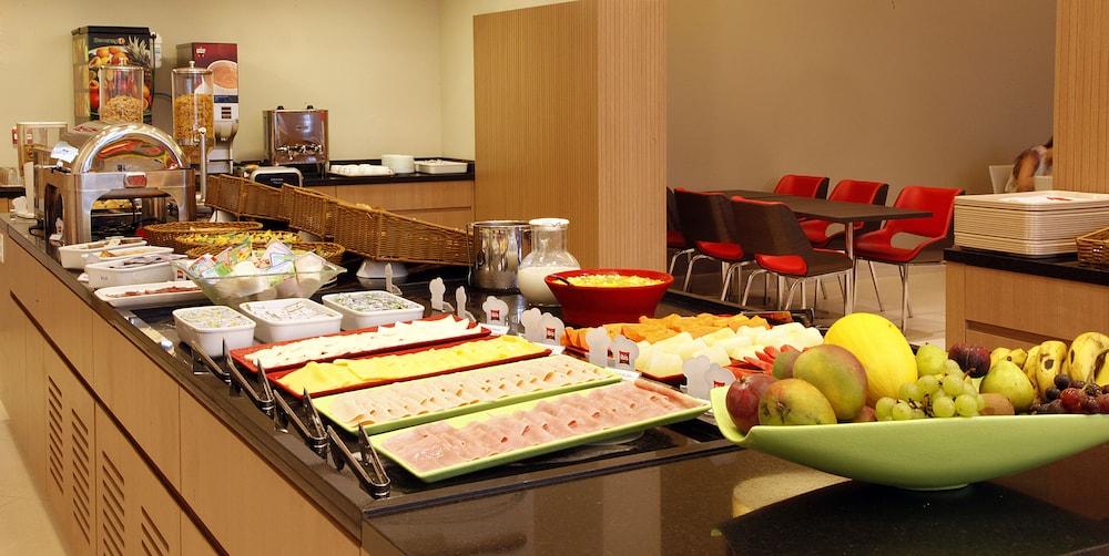 Hotel Ibis Bh Afonso Pena Savassi 3*